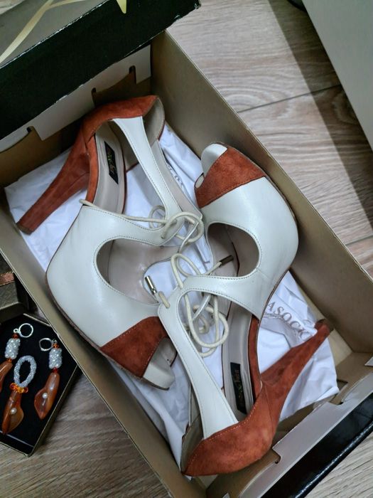 Pantofi/sandale unicat+bijuterii piatra semipretioasa de carneol