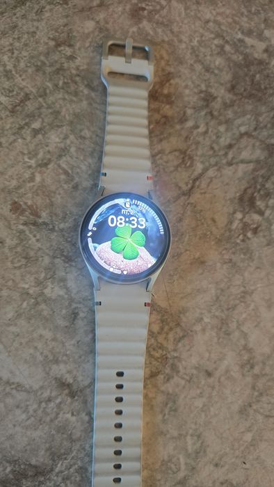 Продам смарт часы samsung watch 7