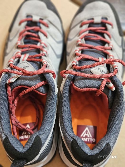 Походные кроссовки (ботинки) женские