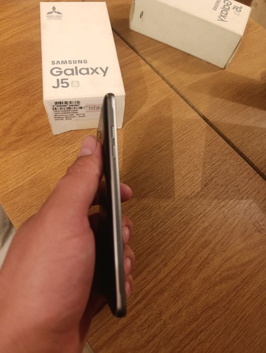 Samsung galaxy J5 2016