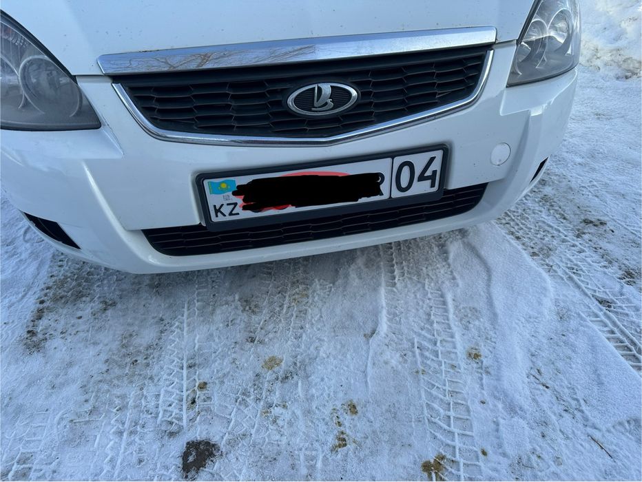 Продам бампер на Приору