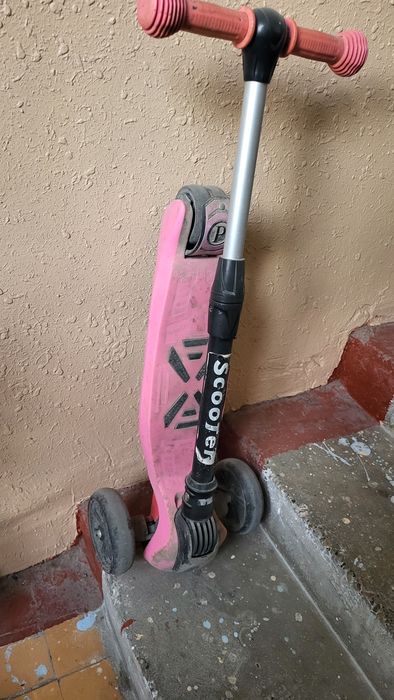 самокат в отличном состоянии