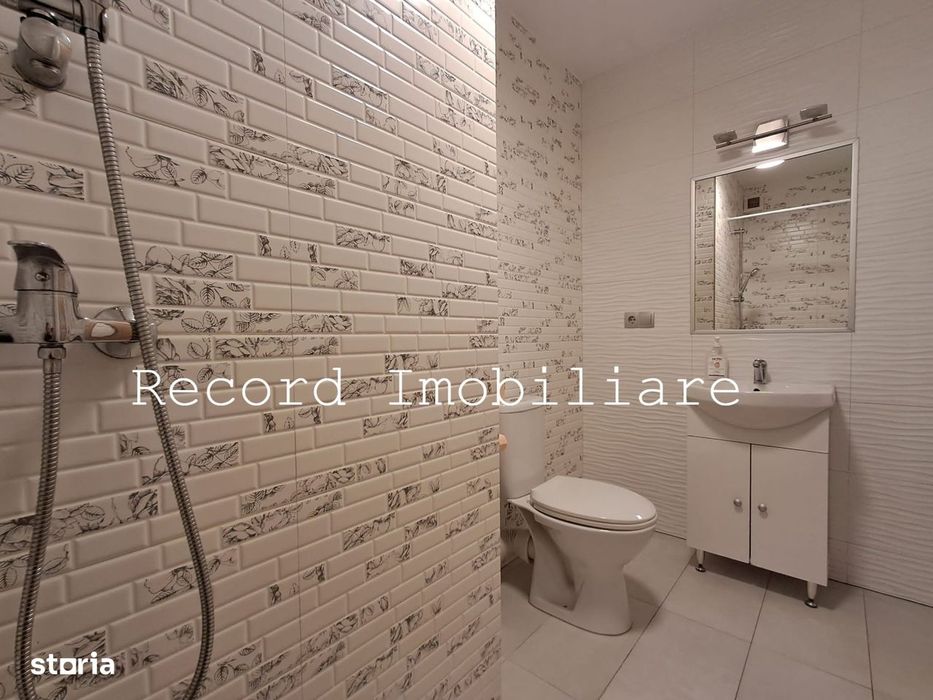 Apartament 3 camere,2 bai,et.1,balcon,garaj, lift! zona Marasti
