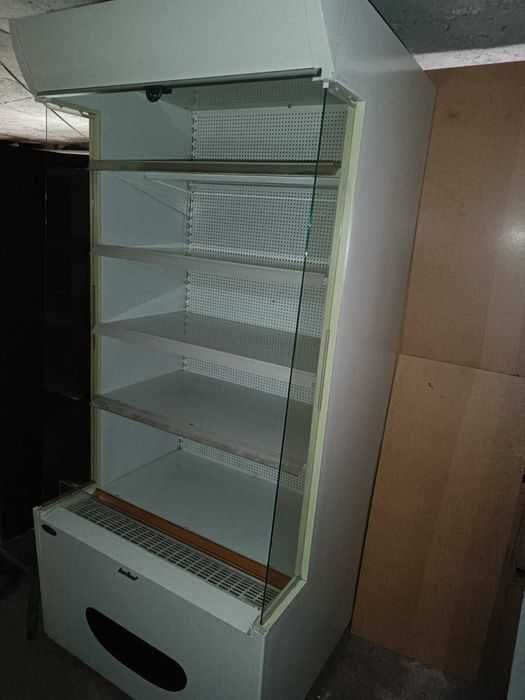 Хладилна витрина