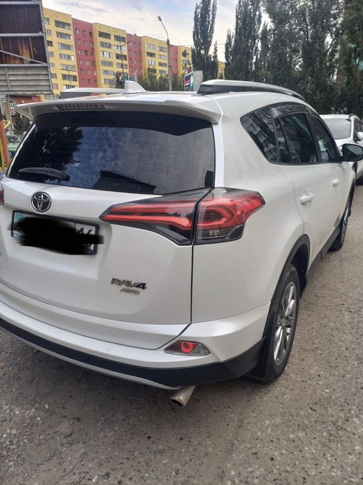 Продам,Рав 4, европеец 2019 год,автомат, 16млн.400