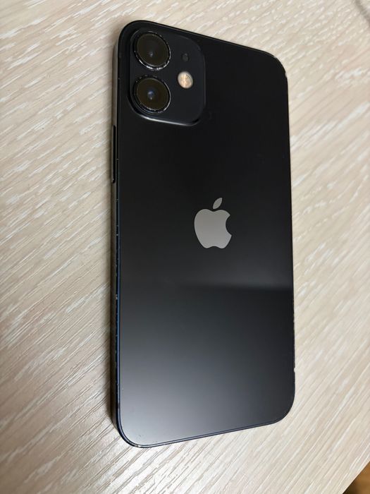 Продам айфон 12 мини или обмен на авто