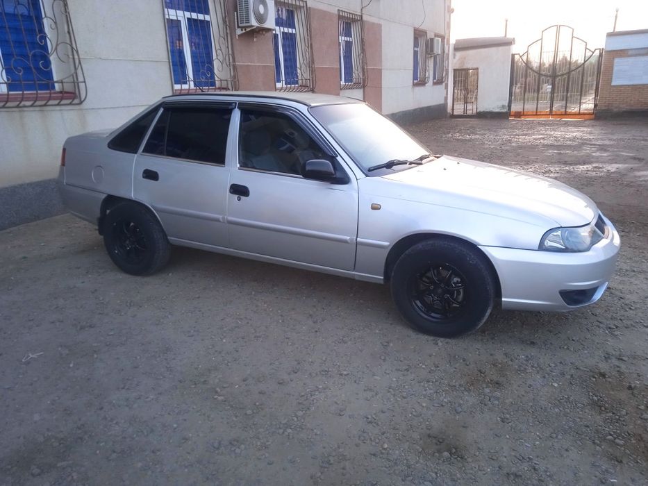 Нексия 2 . 16 матор