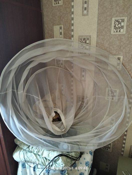 Продам платье ярко жёлтого цвета.
