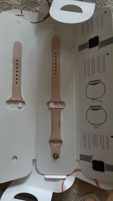 Продам Apple Watch SE