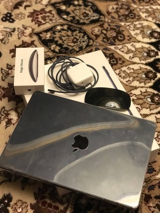 Macbook Air M2 8/256