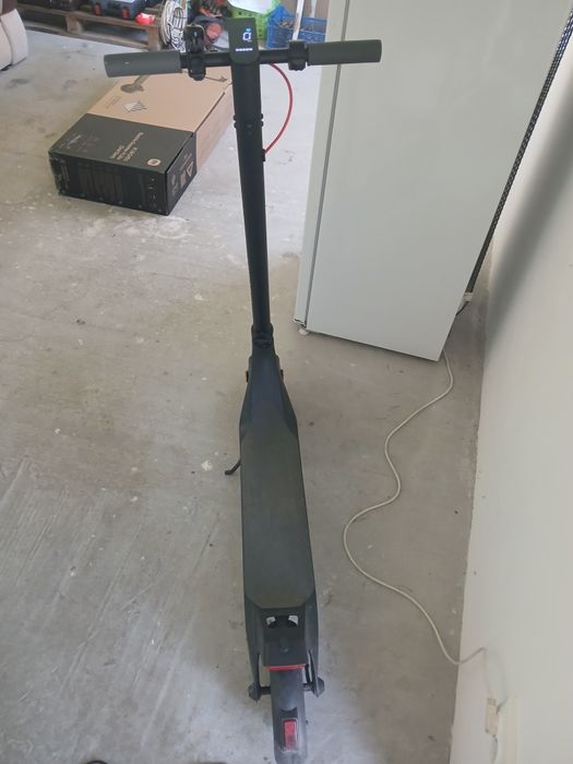 Vând trotineta electrica xiaomi lite 4 gen 2
