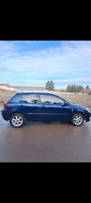 Продавам Тойота Корола 2.0 90 коня дизел