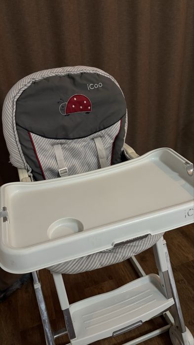 Стульчик для кормления фирма icco