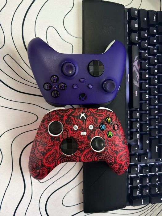 Комплект геймпадов Xbox (Бандл)