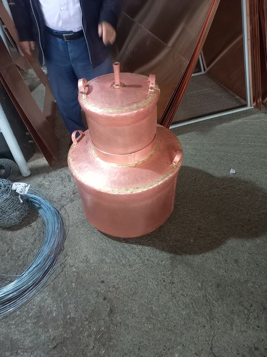 Vand cazan de țuică la 100 de Litri cu fundul de 4 mm pareti de 3 mm capacul de 2 mm mai multe detali sunați nr