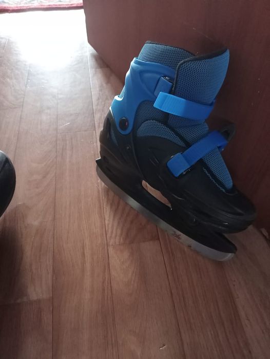 Коньки подростковые