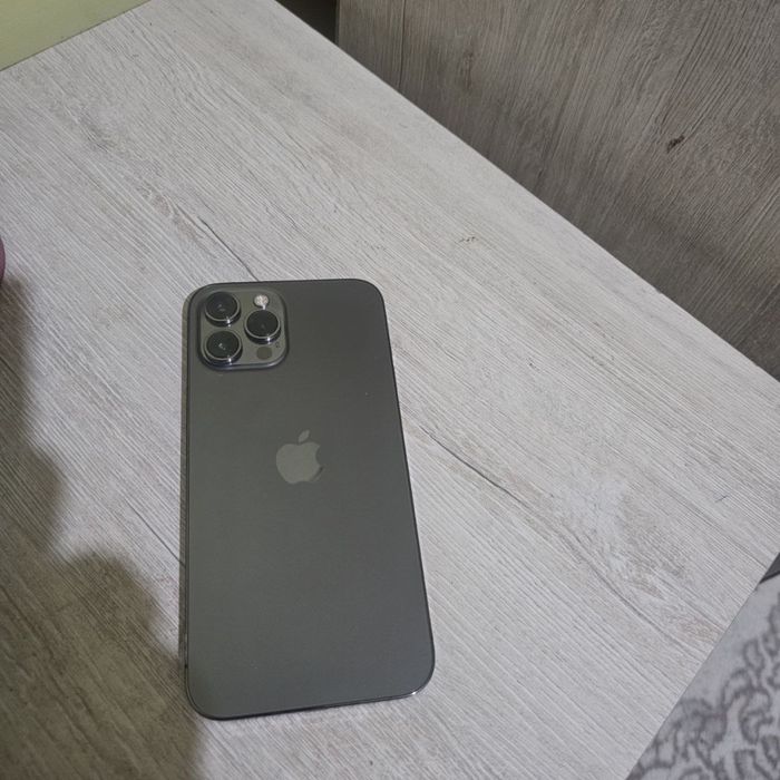 Iphone 12 pro maks LLA