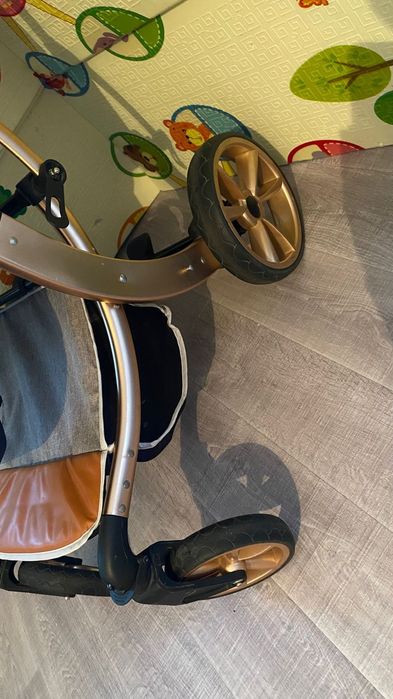 Коляска-трансформер зима-лето