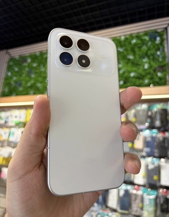 Redmi K90 12/256Gb full komplekt obmen