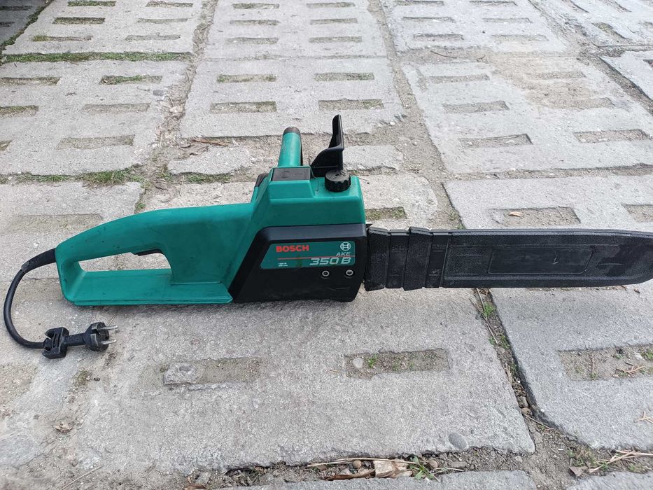 Електрическа резачка за дърва Bosch(Бош)