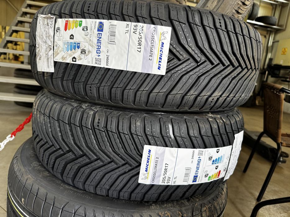 Anvelope noi mai multe dimensiuni 215/65/16C, 205/50/17, 225,55,17