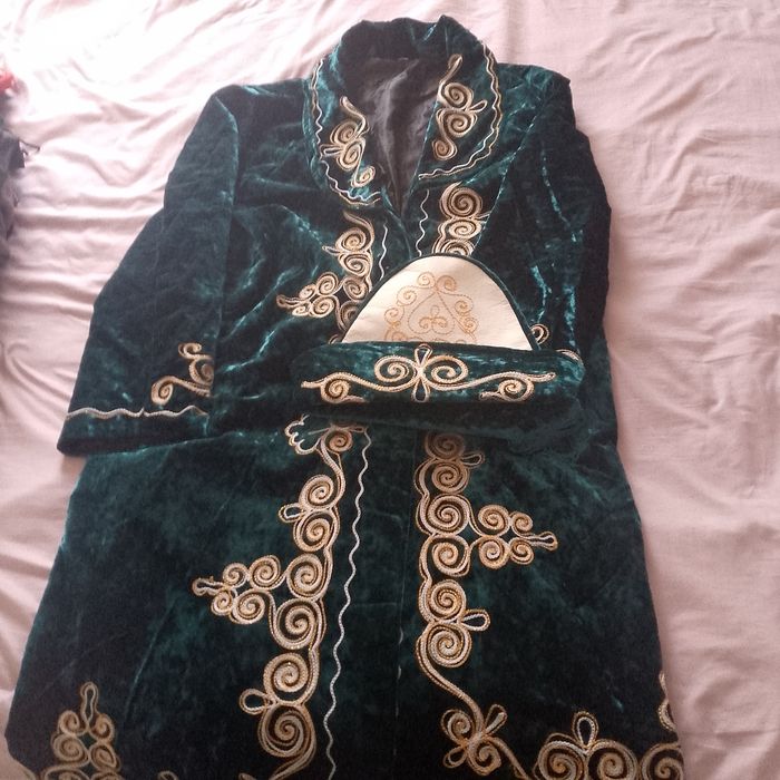 Продам мужской шапан