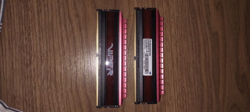 Kit RAM Patriot Viper DDR4 8GB (2x4GB) 3000MHz Dual-Channel