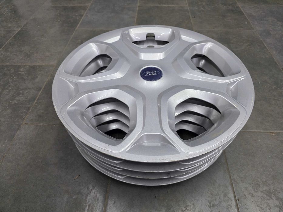 Тасове 17 - Ford