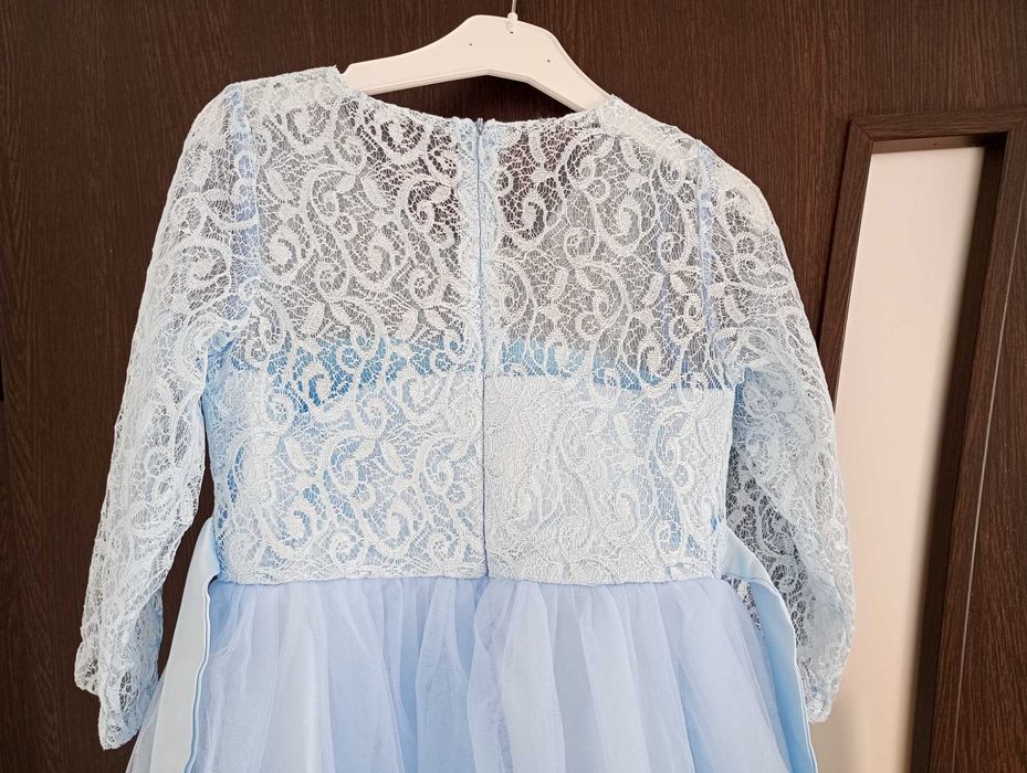 Rochita marimea 150, pentru 10-11 ani