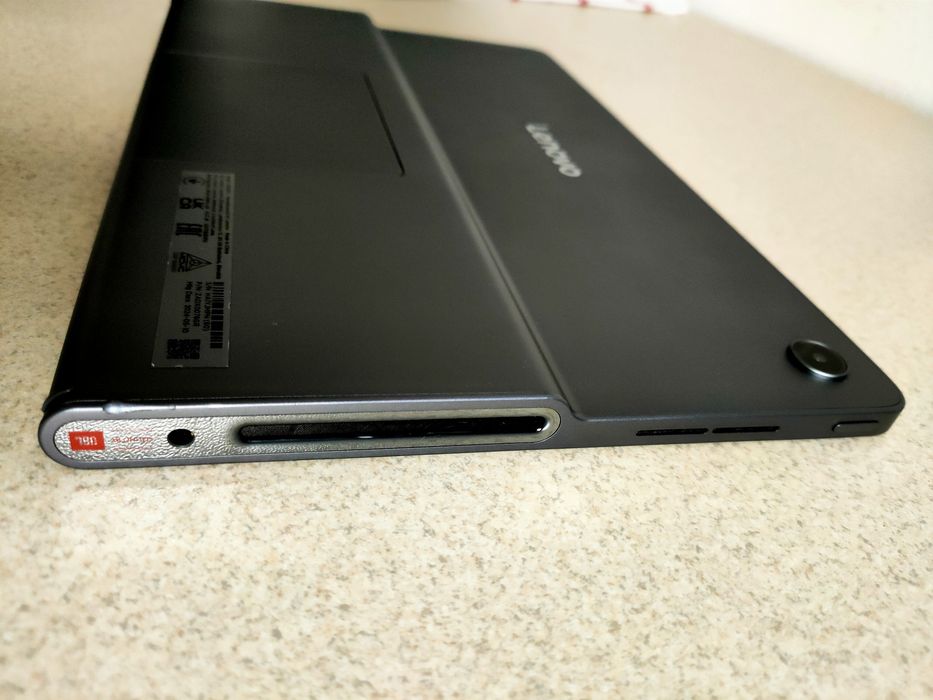 Tableta Lenovo tab plus