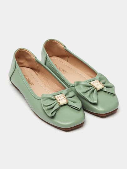 Ayollar va qizlar oyoq kiyimi