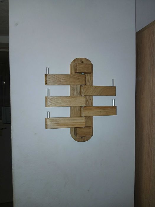 Стенна закачалка