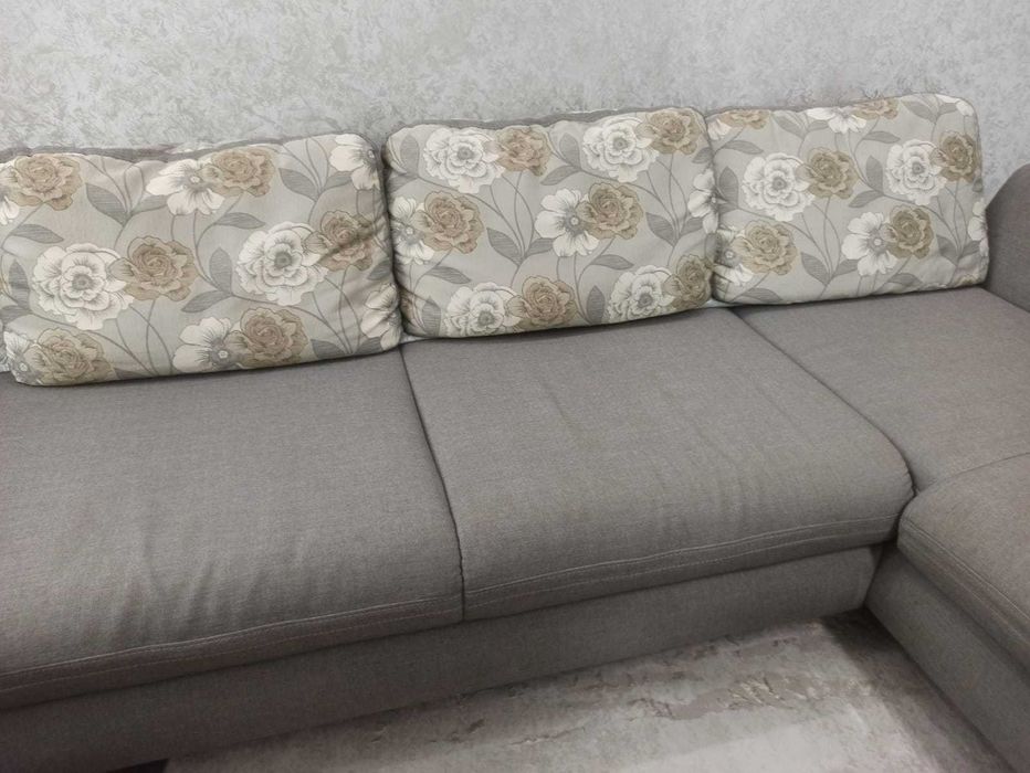 Диван раскладной угловой, б/у