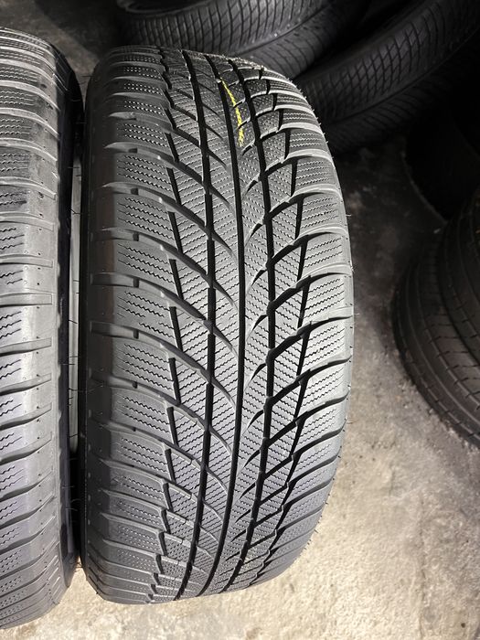 4 anvelope iarna 225/55/17 , Bridgestone , RunFlat , DOT 2022