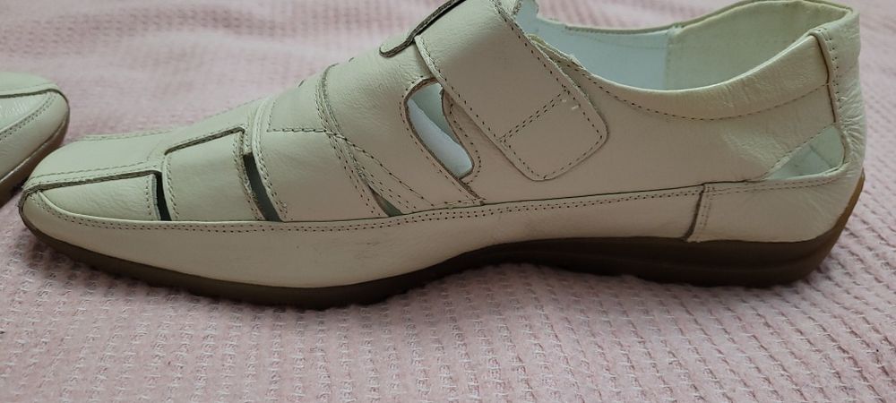 Продам туфли (макасы)