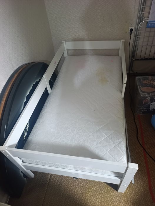 Продам детскую кроватку