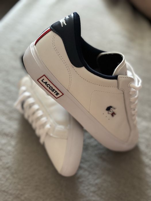 Pantofi Lacoste nr ,  41 , nou , de piele