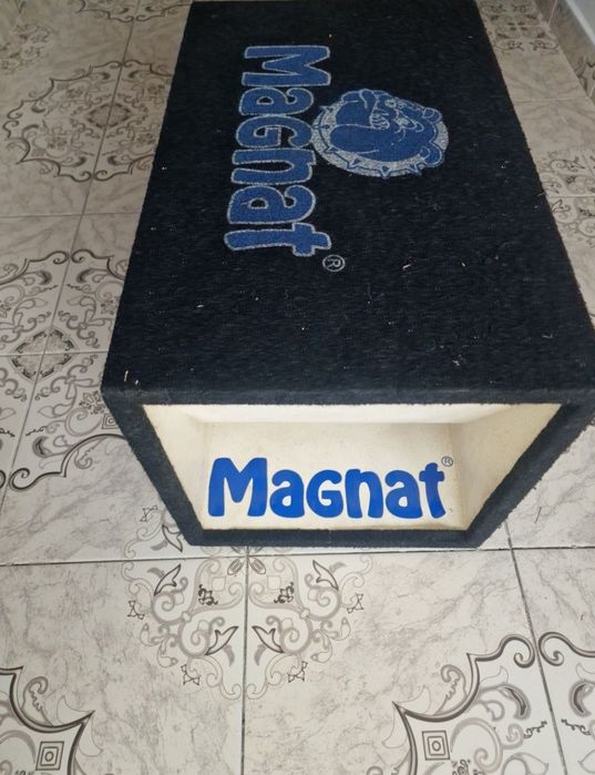 Subwoofer Magnat 1200W