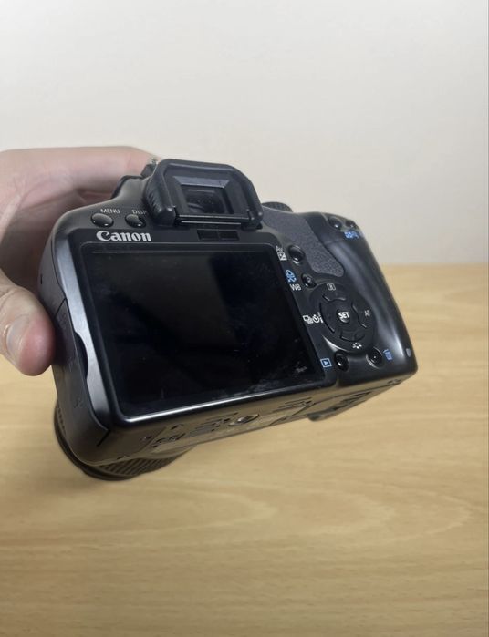 Camera Canon eos 450 D