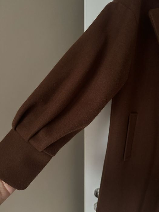 Дамско палто до коляното