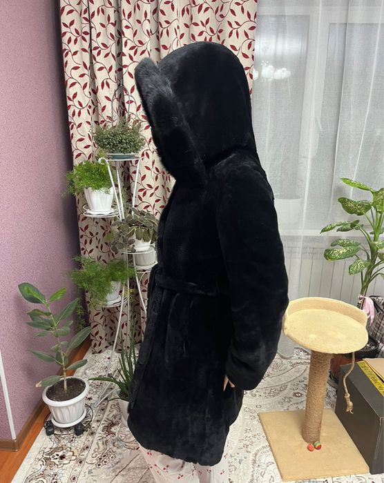 Продам шубу мутон отделка норка