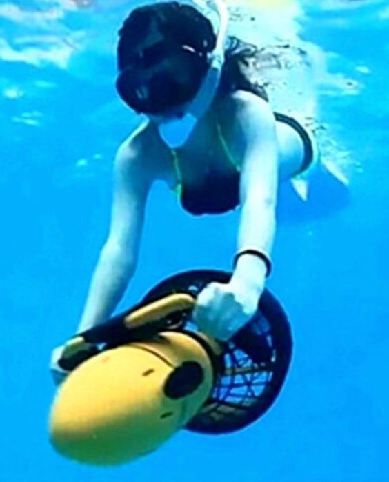 Скутер подводный