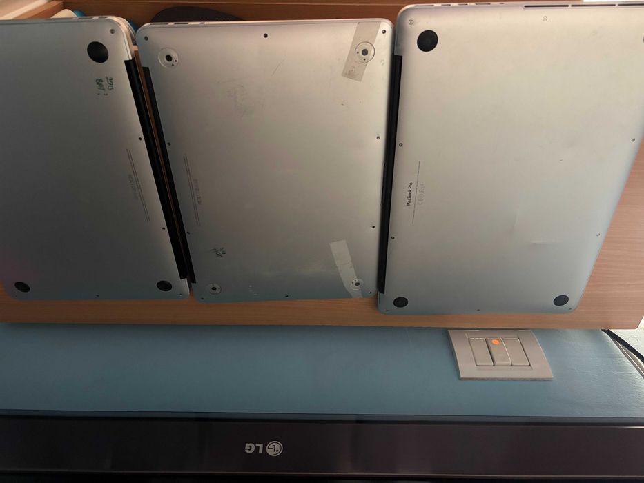 Piese MacBook Air A1466 si Macbook Pro A1398 Mid 2015