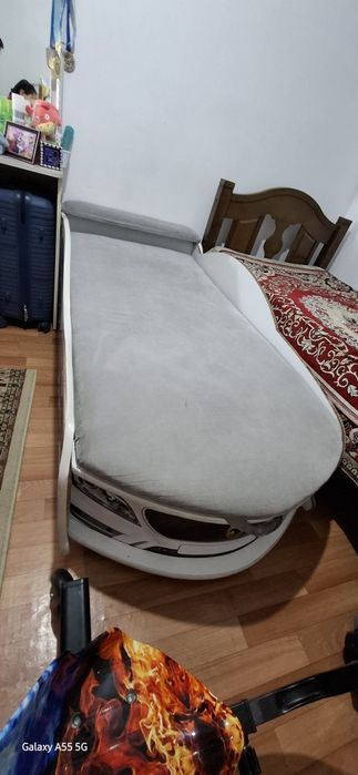 Кровать-машинка с ящиком