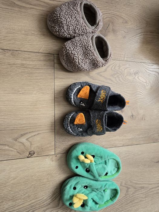 Lot papuci casă Zara / Sinsay