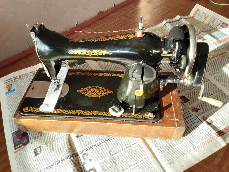 Швейная машинка ручная