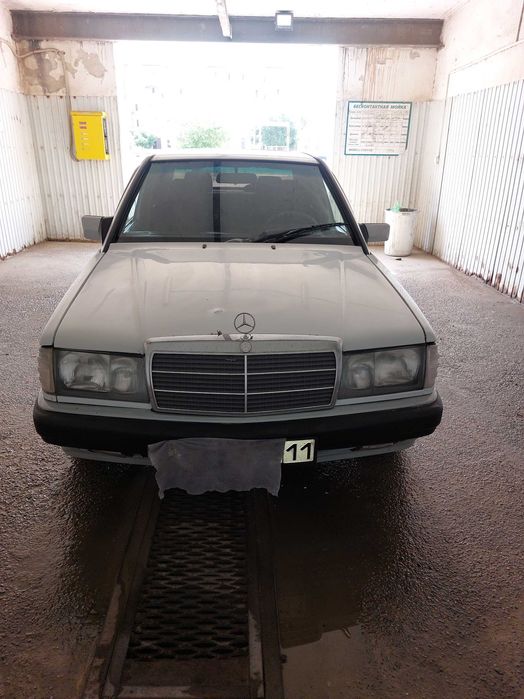 Мерседес 190 газ+бензин