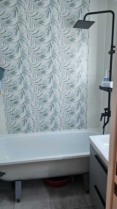 Продам 4х-комн квартиру в центре