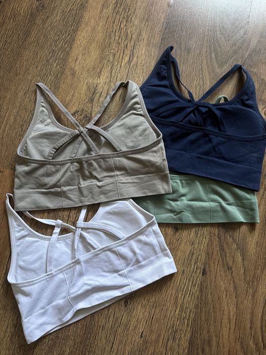 Дамски спортни дрехи