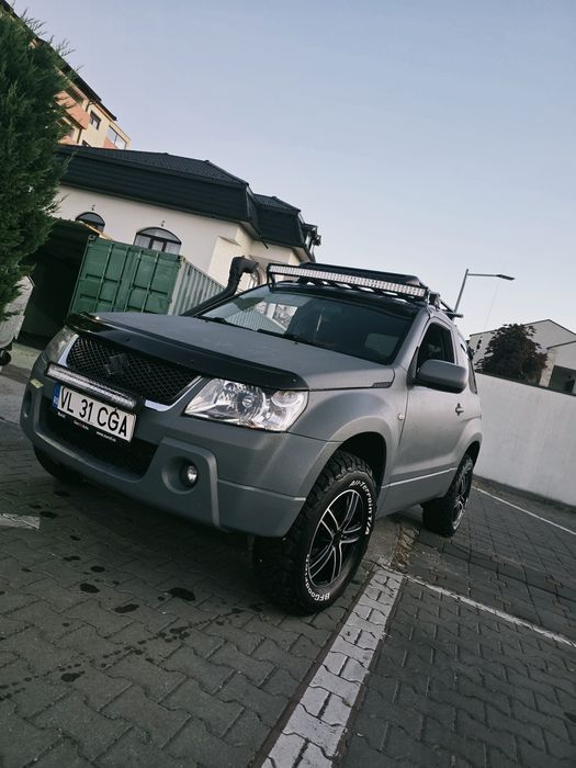 SUZUKI Grand Vitara